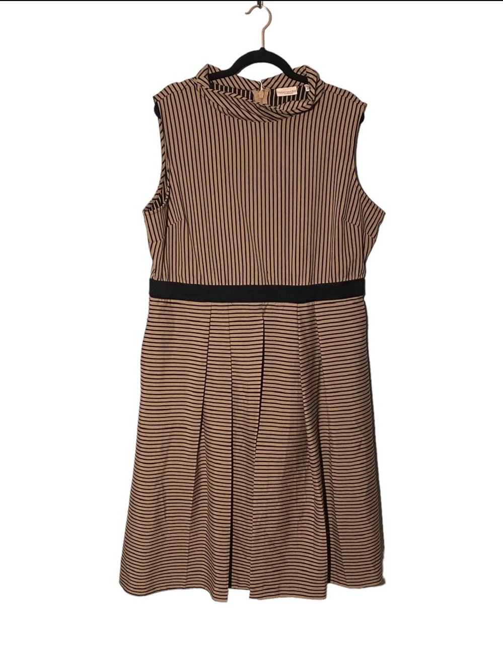 EVA MENDES for New York & Company “Freya” Sleeveless Striped Dress, Brwn/Blk XXL